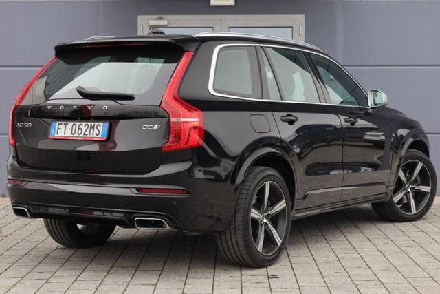 VOLVO XC90 D5 AWD Geartronic 7 posti R-design - Thumbnail 3
